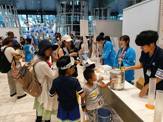 バンド演奏の様子