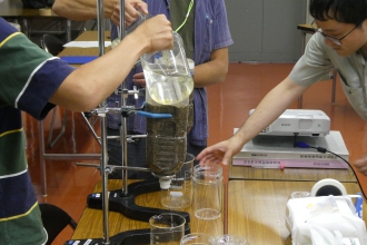 ���������Z���^�[�ŒE�L�������s���l�q�j